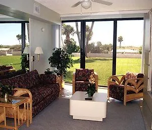 https://treasure-island-beach-club.hotelstampa.org
