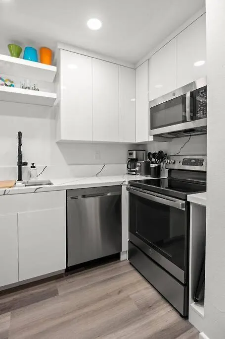 Appartement The 1 At Biarritz-Remodeled 1 Bedroom In Downtown Ps Palm Springs